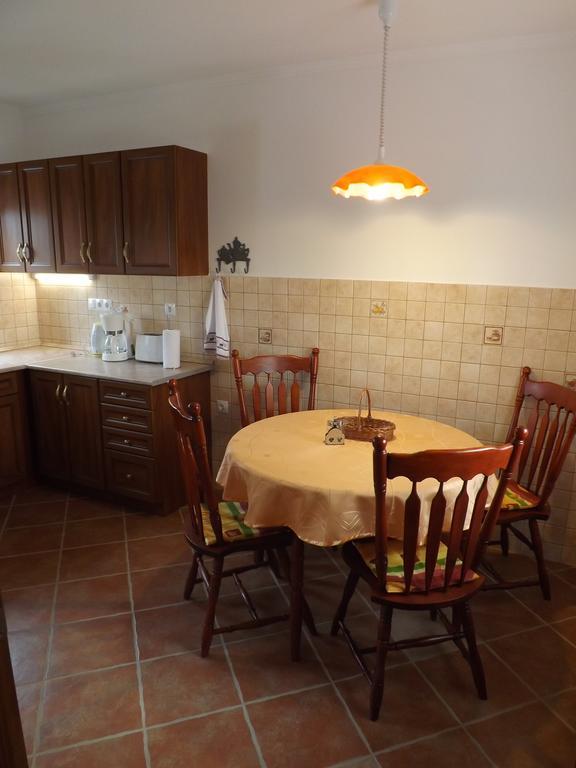 Nagybajcsi Koertefa Vendeghazアパートメント 部屋 写真