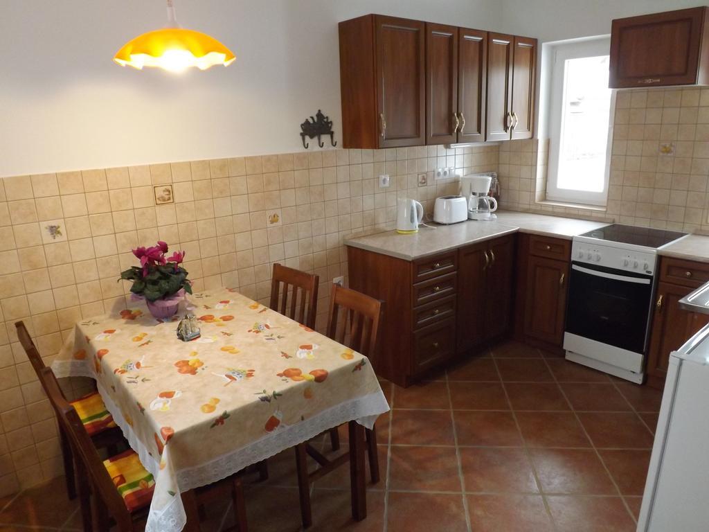 Nagybajcsi Koertefa Vendeghazアパートメント 部屋 写真