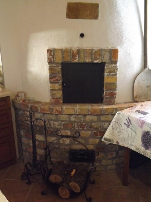 Nagybajcsi Koertefa Vendeghazアパートメント 部屋 写真